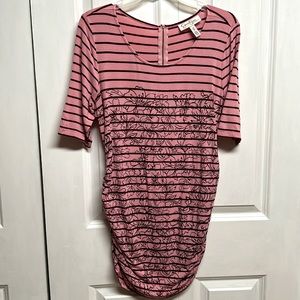 Jessica Simpson Pink Black Floral Print Short Sleeve Maternity Tunic Top Size M